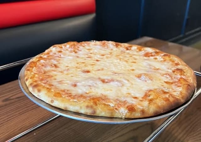 Cheese Pizza.
