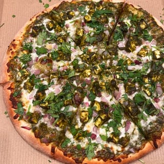 Palak Paneer Pizza