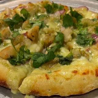 Aloo Tikki Pizza